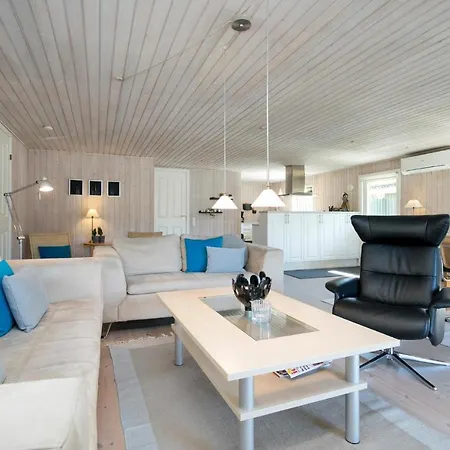 Cozy In With Kitchen Ferienhaus Pandrup